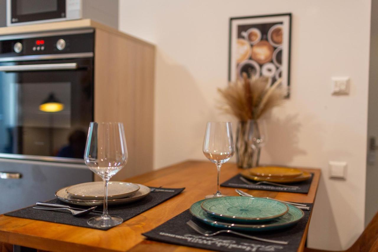 Soulscape Apartments Loft Zwickau Citycenter Mit Tg-Stellplatz, Magenta-Tv Und Klima Dış mekan fotoğraf